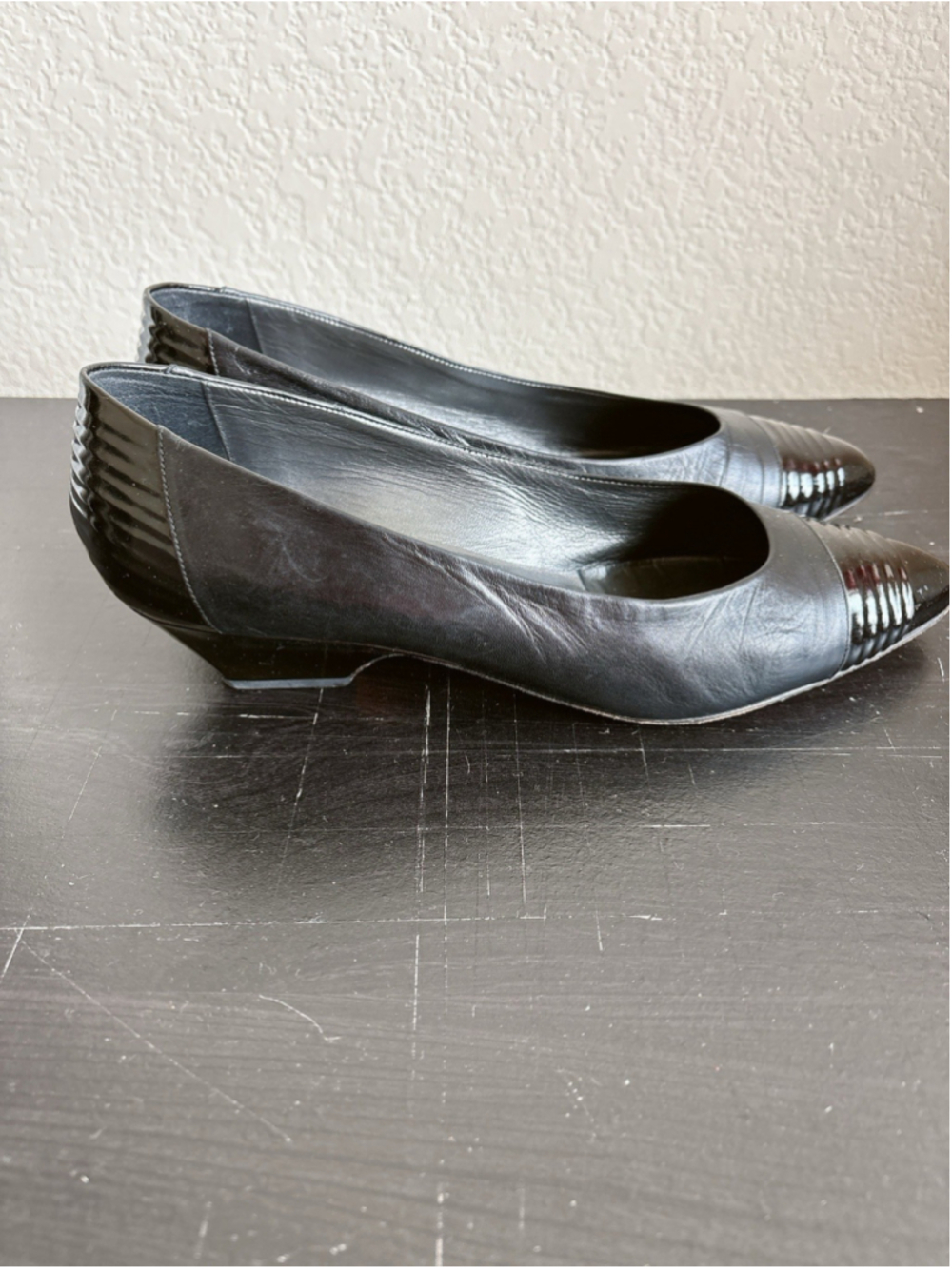 VTG Bally Womens Pump Size 10M Black Leather Low Block Heel Dress Shoe Retro - Picture 2 of 9